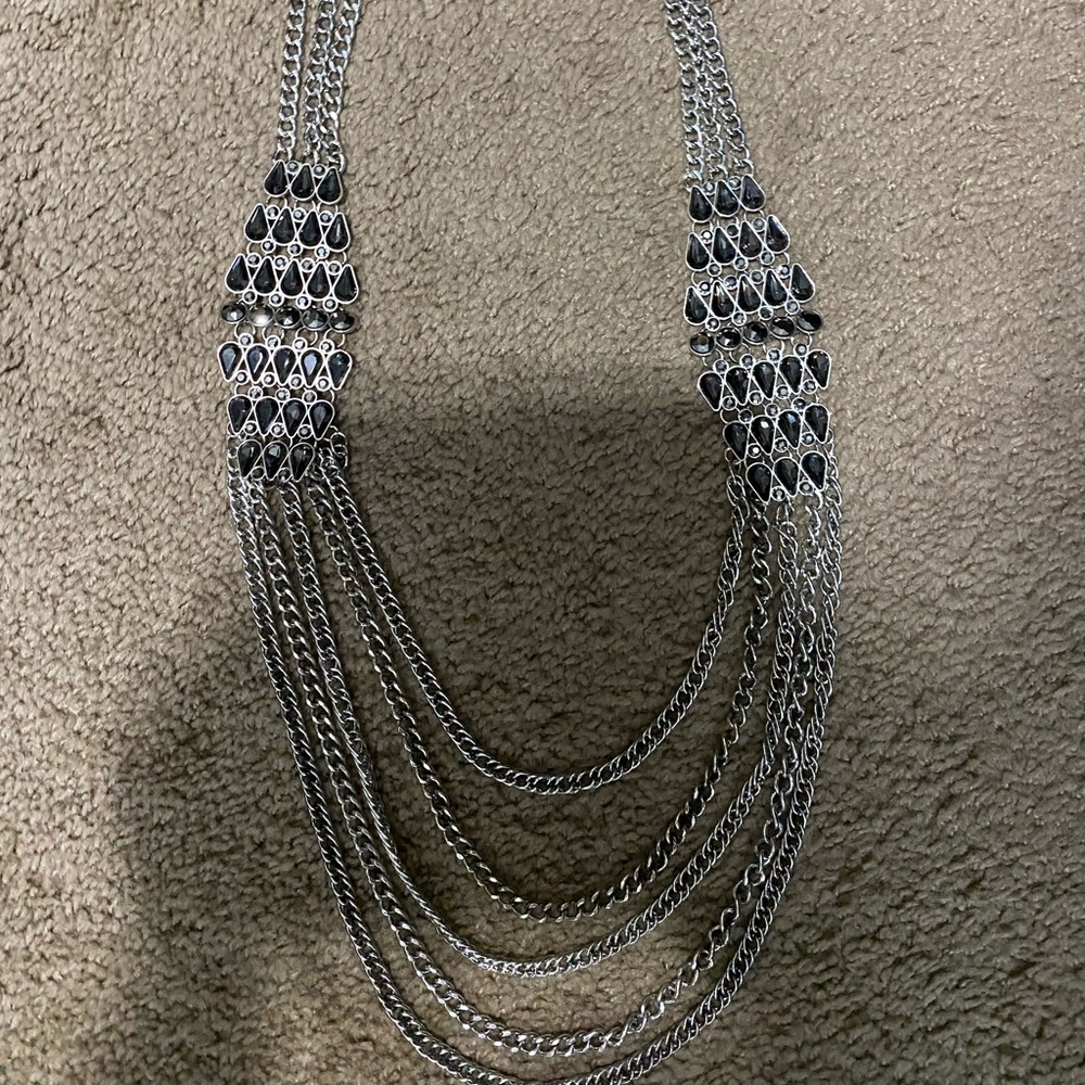 Beautiful Zi Collection with earrings.